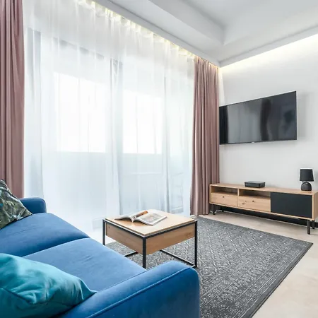 דירה Flaming Hanza Tower שצ'צ'ין