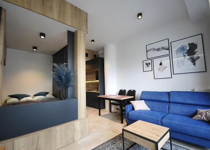 Flaming Hanza Tower *